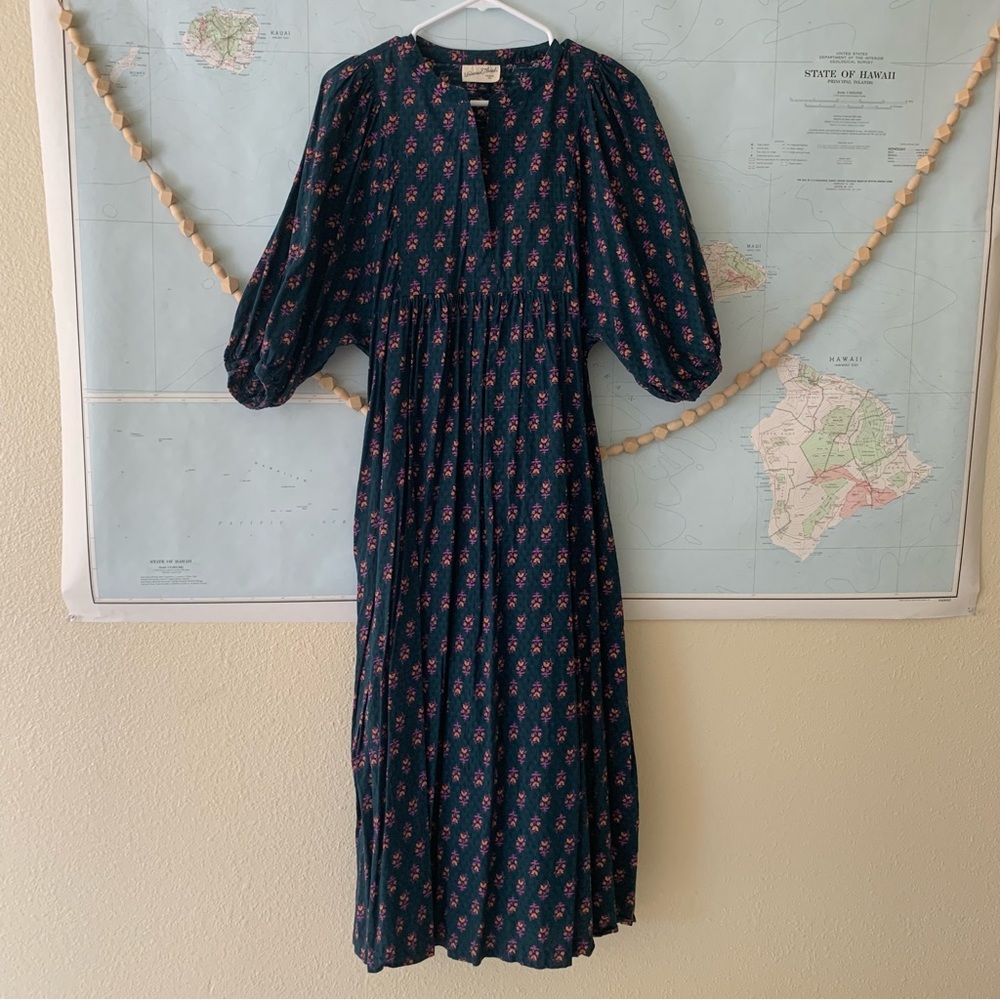 Universal Thread MIDI dress